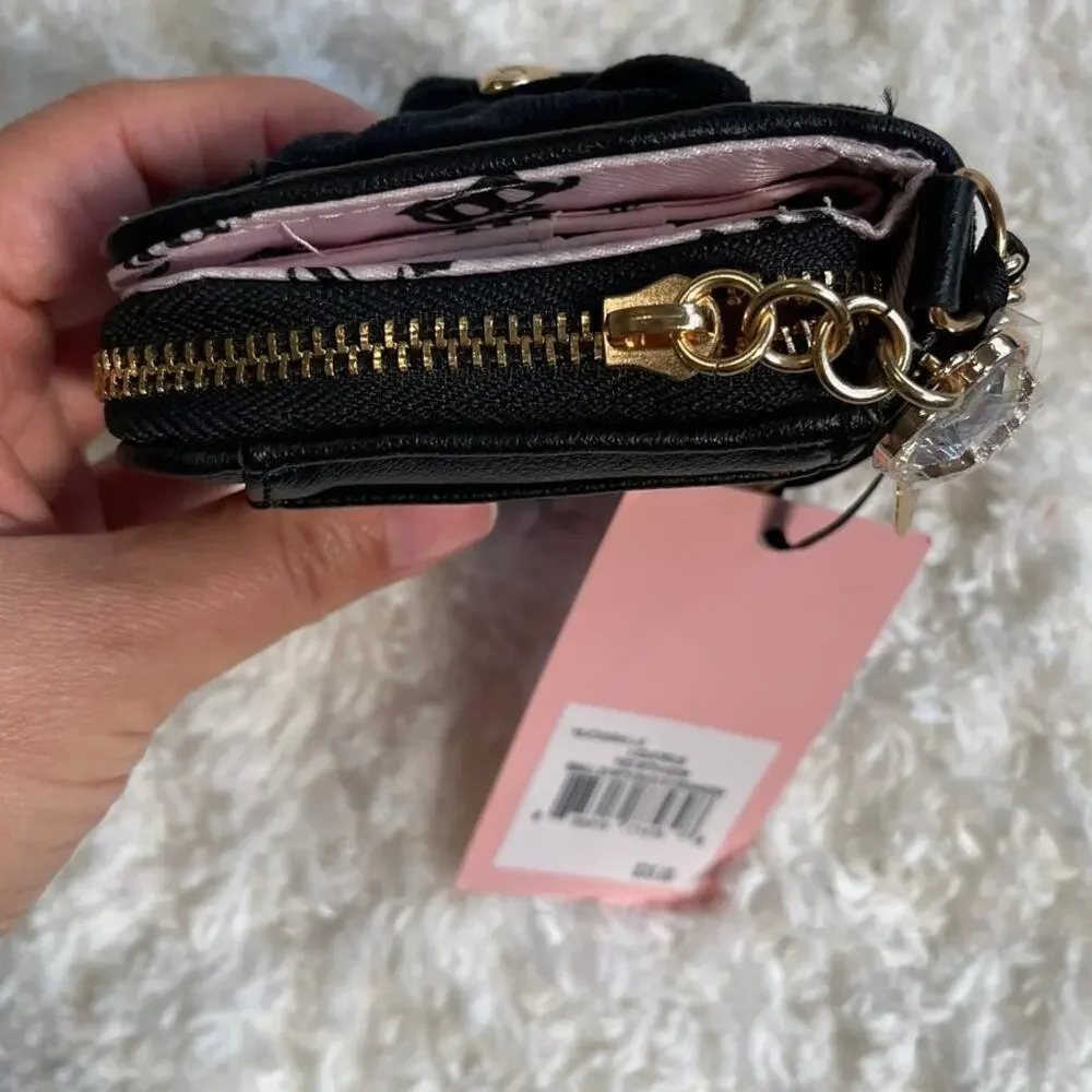 Juicy Couture Black Tied with a Bow Small Zip Around Wallet Wristlet Organizer